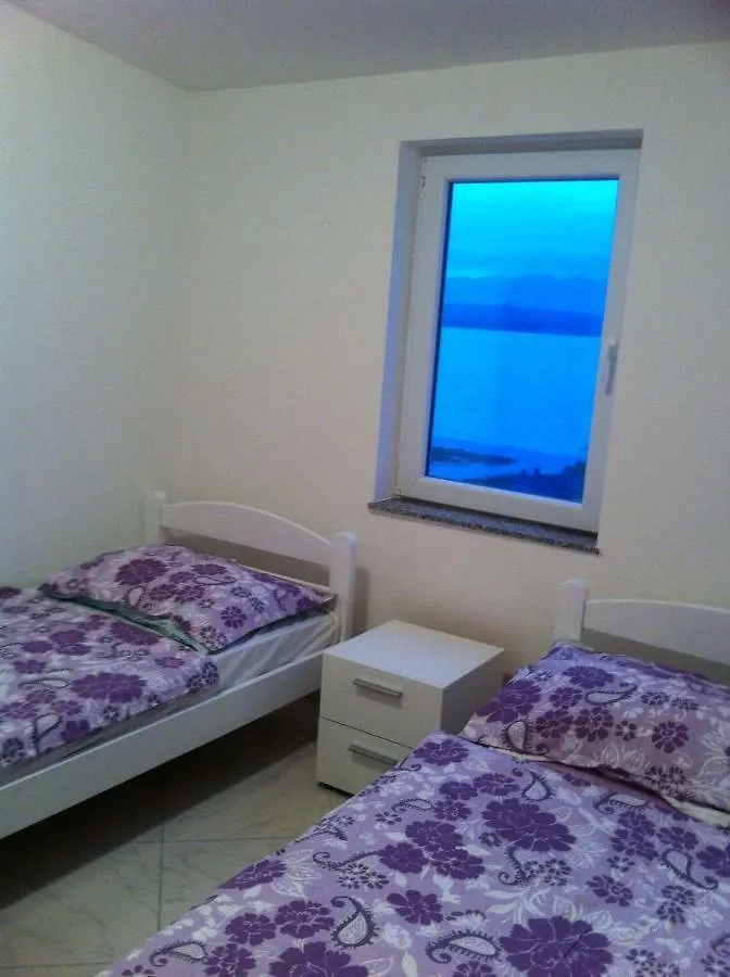 Apartmani Darija Vir 0*,